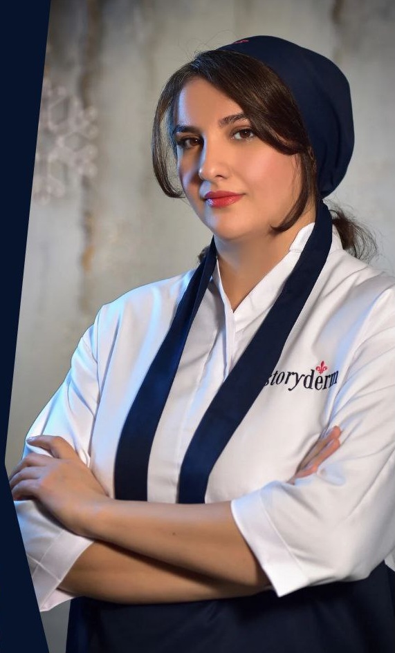 دنیا صالحی